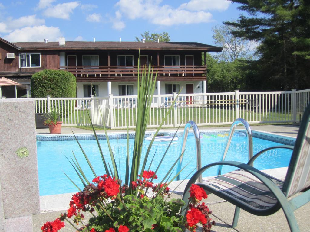 Olympia Lodge Manchester Center Exterior photo